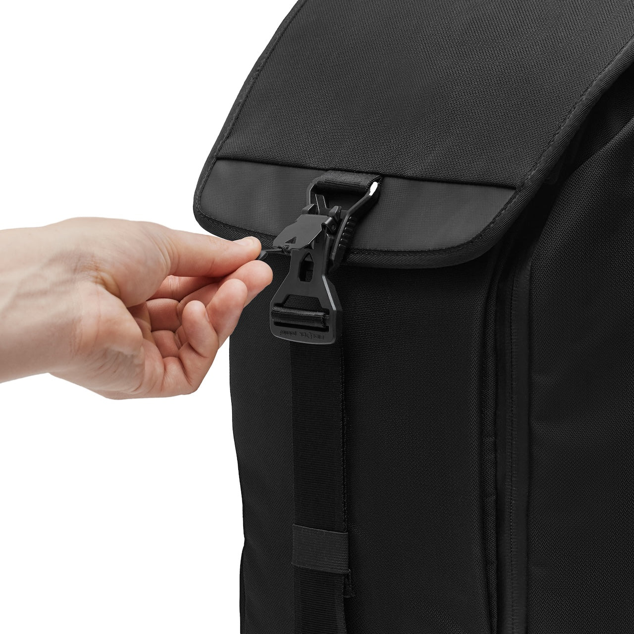 Modern Dayfarer Backpack 18L