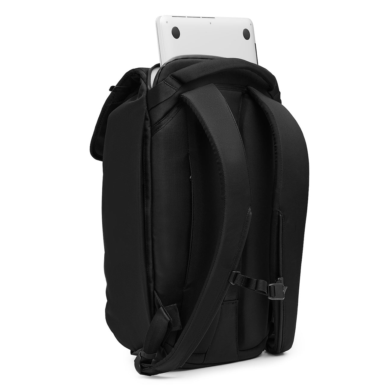 Modern Dayfarer Backpack 18L