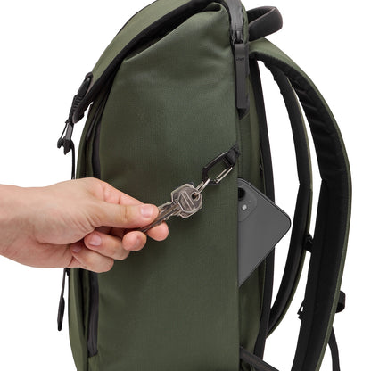 Modern Dayfarer Backpack 18L
